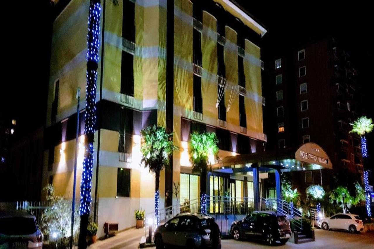 Hotel Tiffany Milano Trezzano sul Naviglio Exterior photo