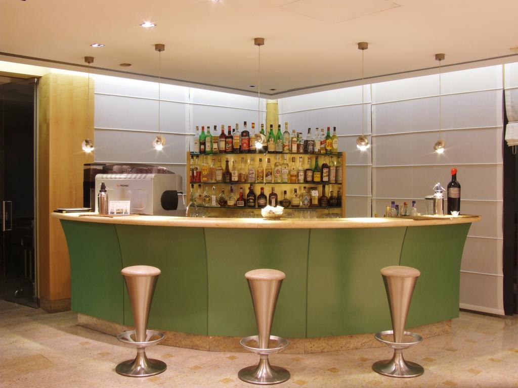 Hotel Tiffany Milano Trezzano sul Naviglio Exterior photo